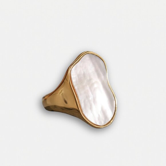 Jewelry - 18k Gold Plated Gold Mother of Pearl Shell Organic Form Ring